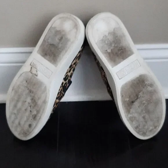 Kenneth Cole animal print sneakers - Picture 5 of 5